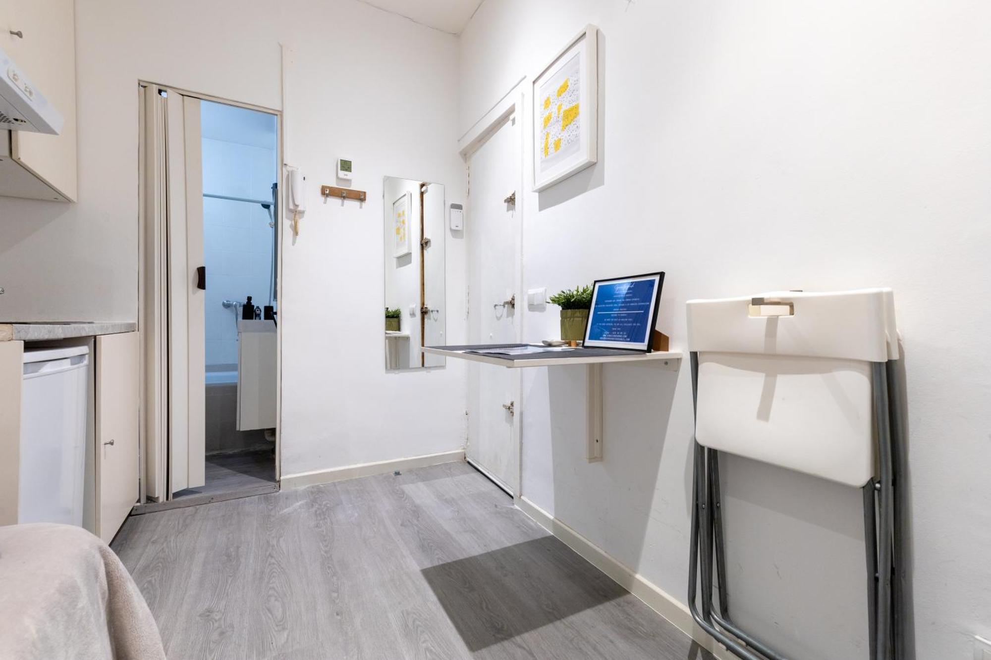 Petit Estudio En Madrid , Centro, 2 Pax, Wi-Fi & Tv Esterno foto